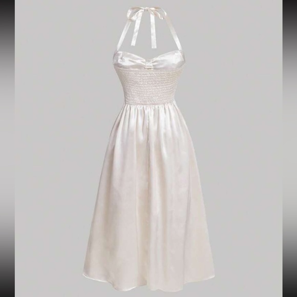 White Ruched Bust Tie Halter Dress - Picture 4 of 4